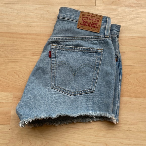 Levi’s 501 Original Short - Size 27 - Picture 2 of 5